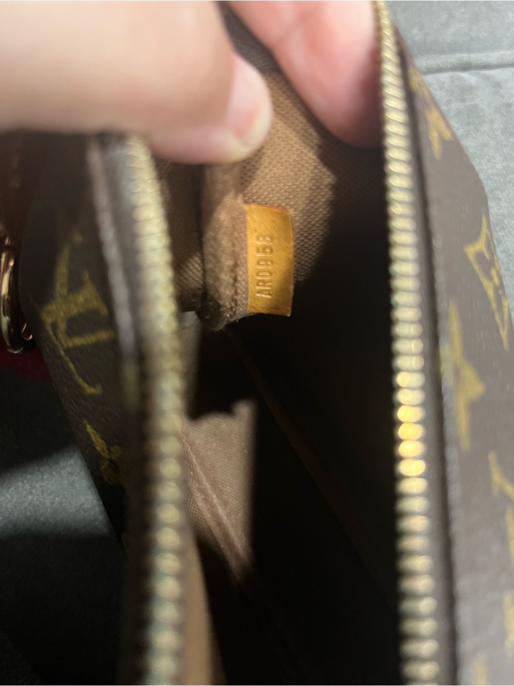 Louis Vuitton Pochette - Picture 5 of 7